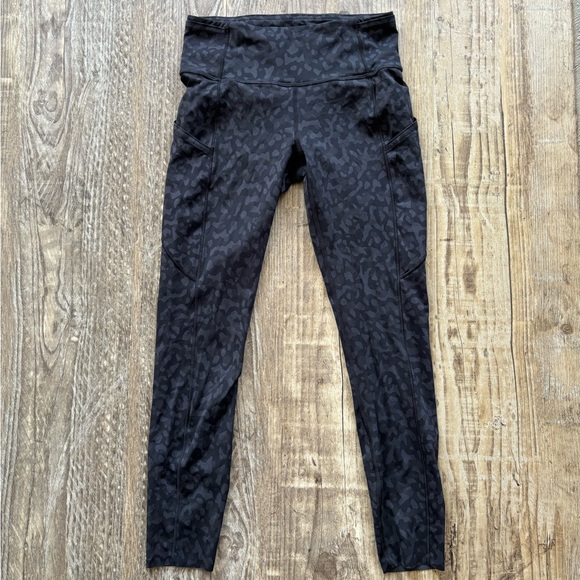 lululemon fast & free leggings - Picture 1 of 2